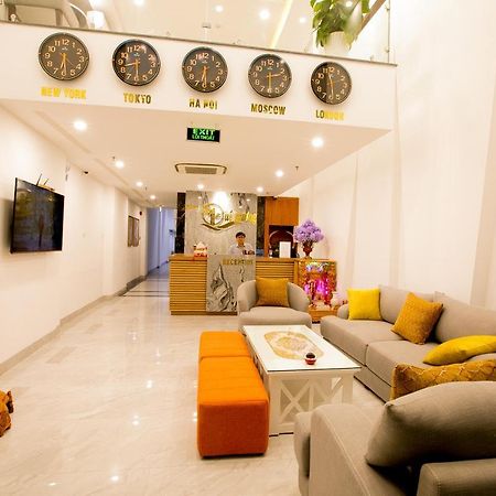 Que Huong Hotel Куинён Экстерьер фото
