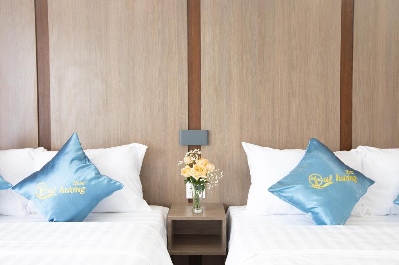 Que Huong Hotel Куинён Экстерьер фото